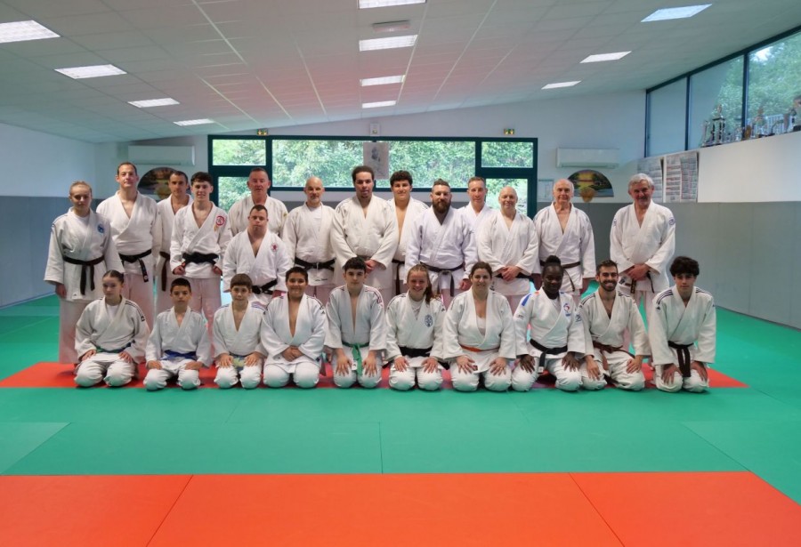 Stage Jujitsu à Villeneuve avec Séverine Nébié